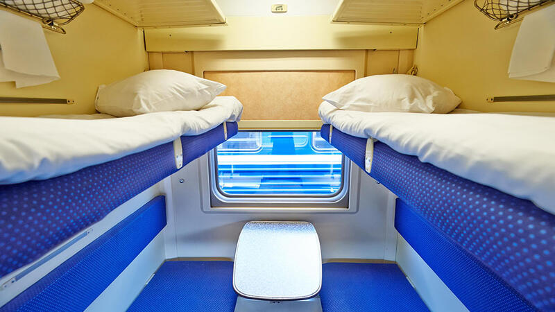 Плацкарт ночью